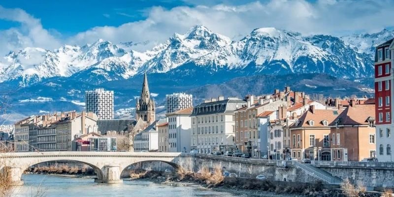 Easyjet Grenoble Office in France