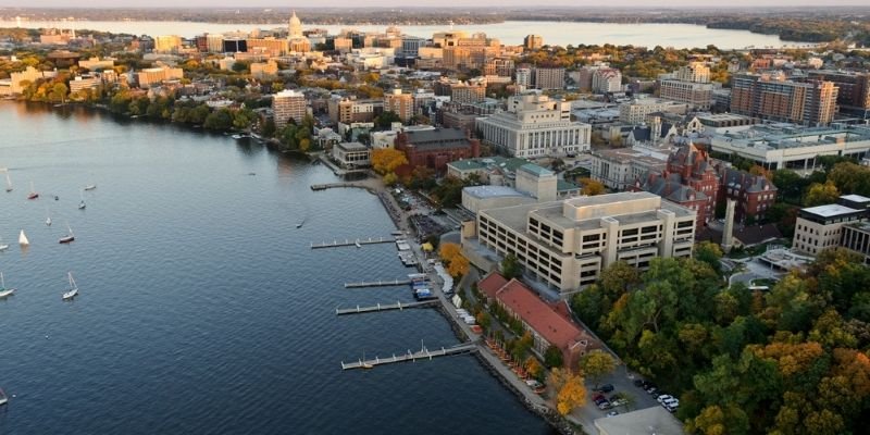 United Airlines Manila Office