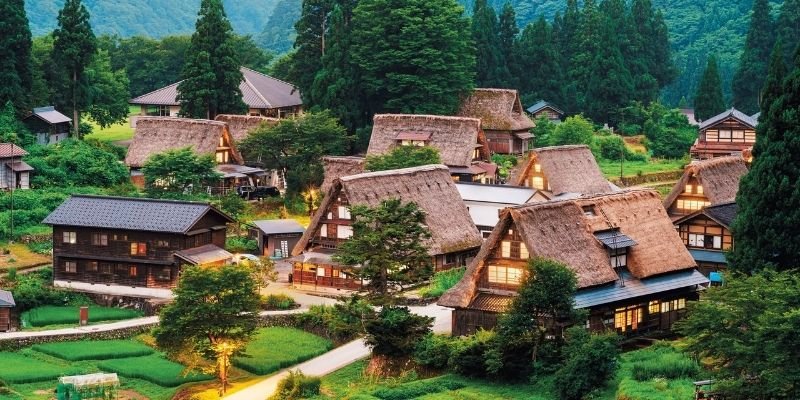 China Eastern Airlines Toyama Office in Japan