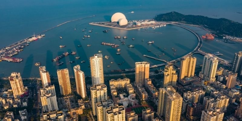 Lucky Air Zhuhai Office in China