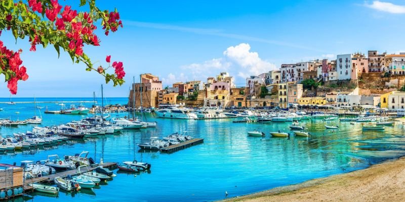 Corendon Dutch Airlines Trapani Office in Italy