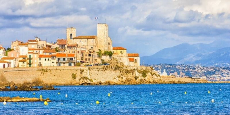 Nouvel Air Antibes Office in France
