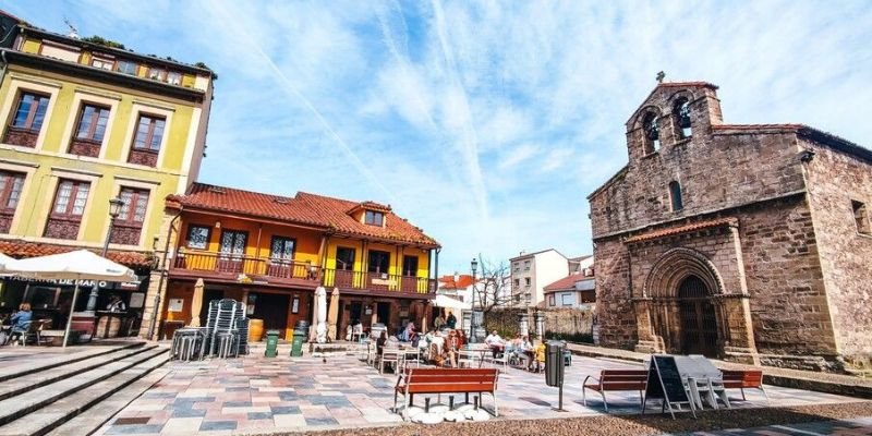 Smartwings Airlines Aviles Office in Spain