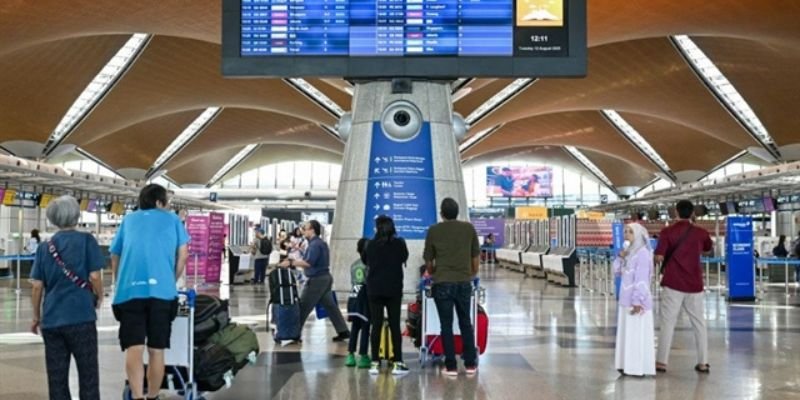 Closest Airport To Dollywood: Distance, Travel Time, And Best Options