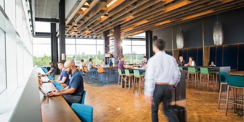 What Lounges Are Available In Anchorage Airport? Eligibility, Location And Services Offered